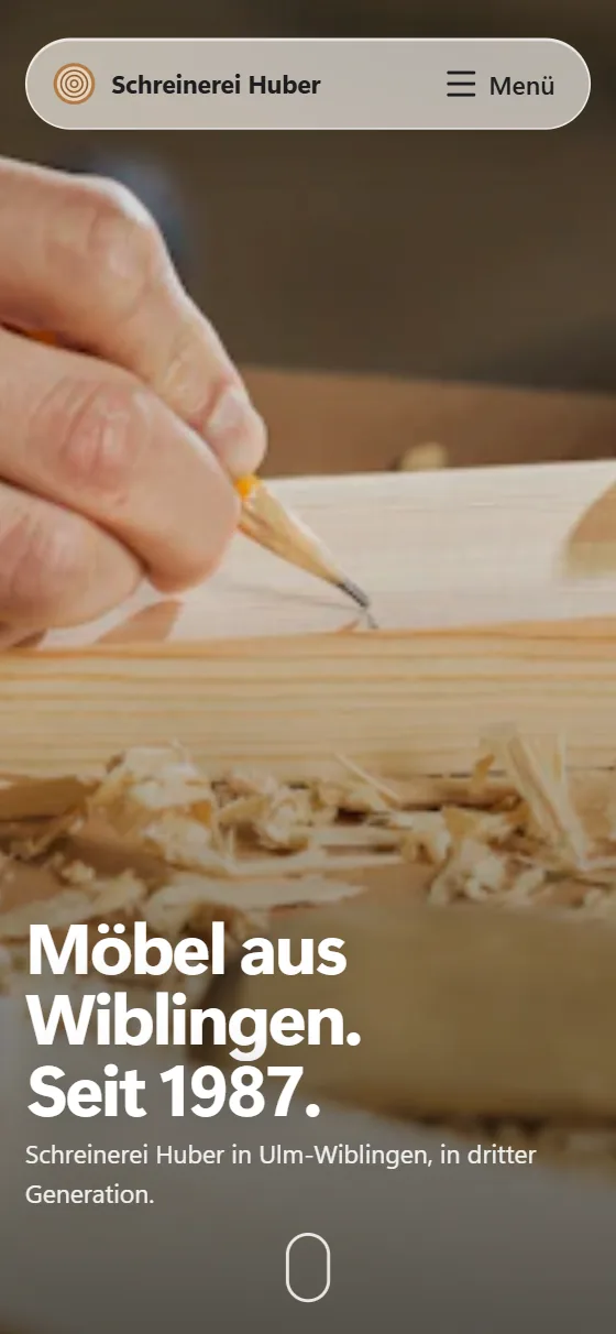 The same Schreinerei Huber site on a phone